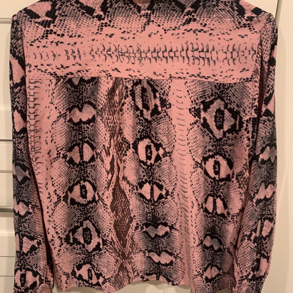 Pink python print blouse - Picture 2 of 2